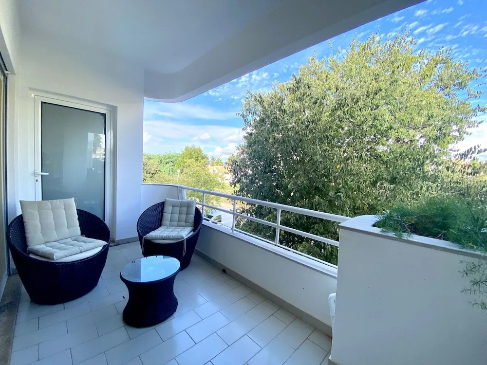 Vilamoura Fresh With Pool by Homing