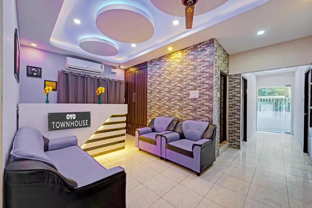 OYO Townhouse 1090 G Silver Nungambakkam
