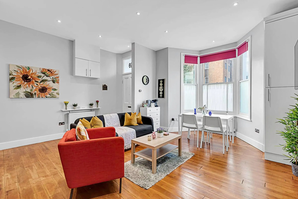 Stylish & Modern St Johns Hill