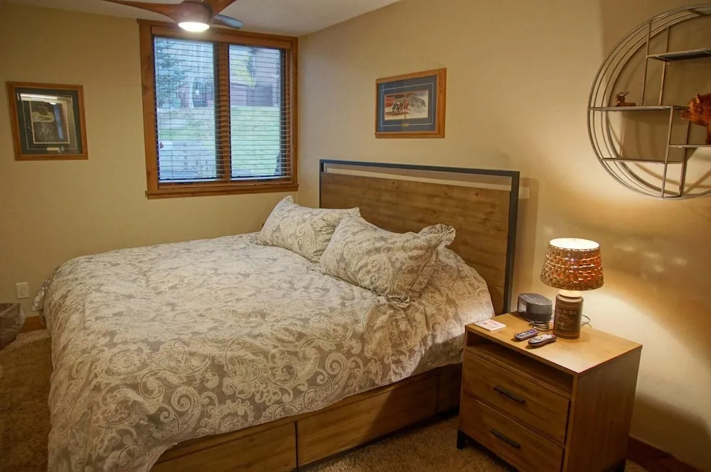 Promontory 19 [4-Bedroom] (202884-3842) Condo