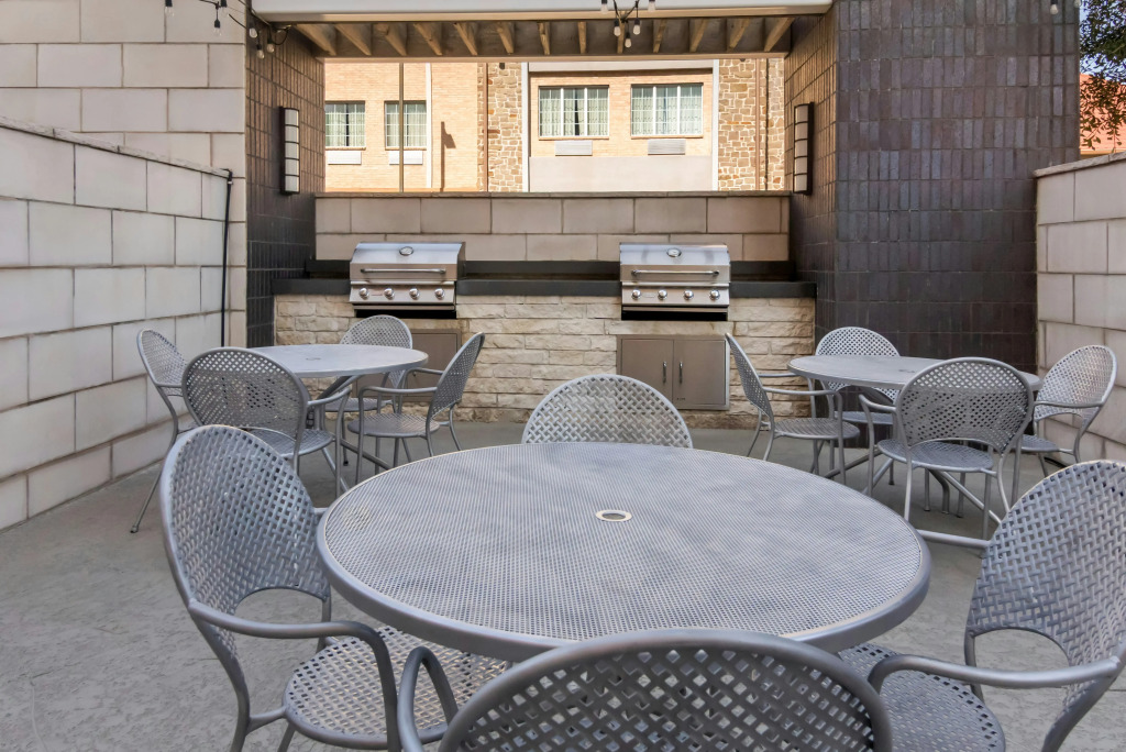 Home2 Suites By Hilton Dallas Grand Prairie