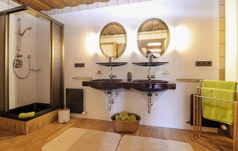 Amazing Home in Wagrain With 2 Bedrooms