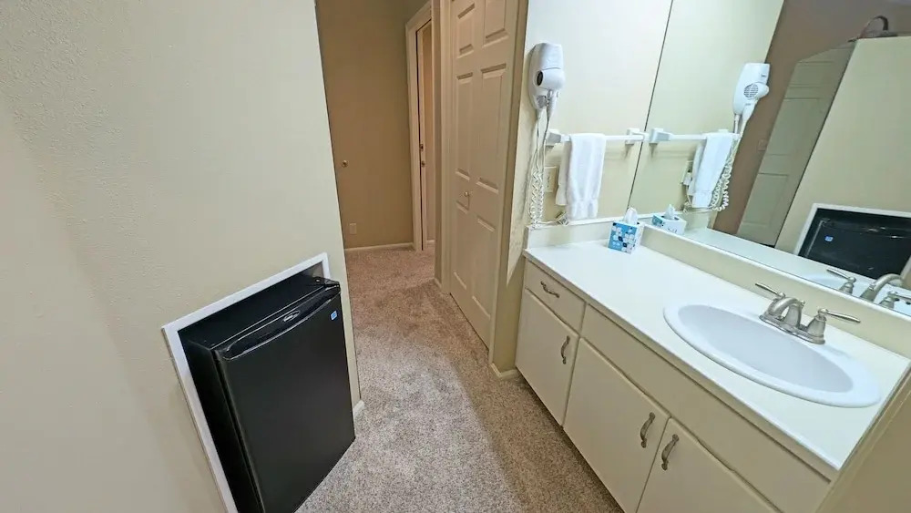 Mt Bachelor Village 332 B 1 Bedroom Condo