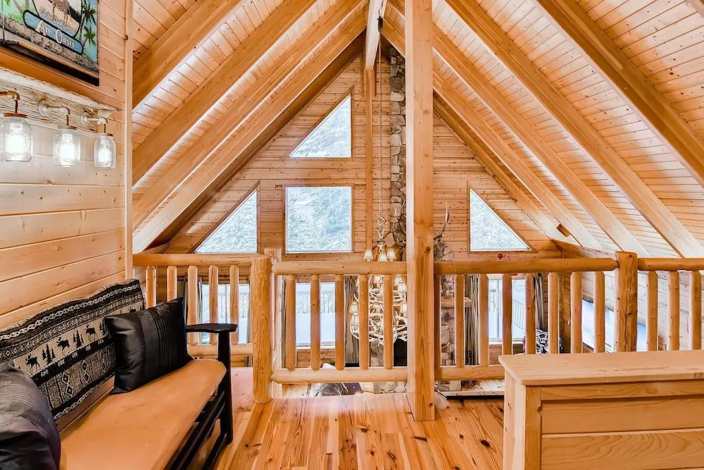 Ridgecrest Hideaway