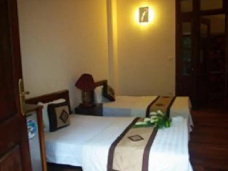 Phu Nhuan Hotel 3