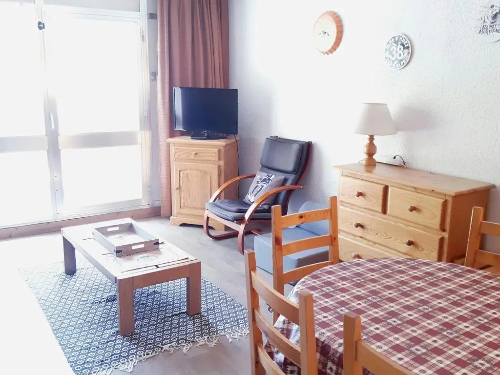 Appartement Les Deux Alpes, 1 pièce, 6 personnes - FR-1-516-38