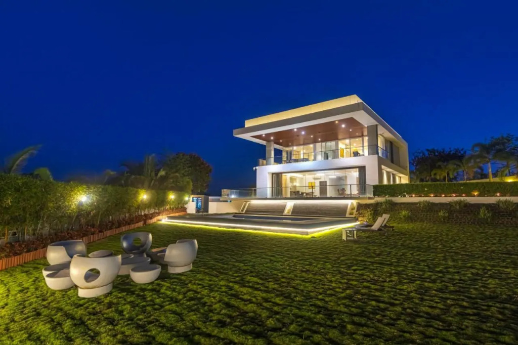 SaffronStays Jannat, Igatpuri 100 Percent pet-friendly villa with amazing lake view
