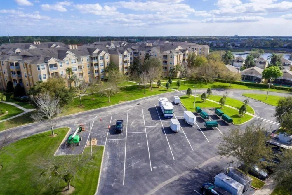 3 Bedroom 3 Bath Nicely Updated Townhome Near Disney