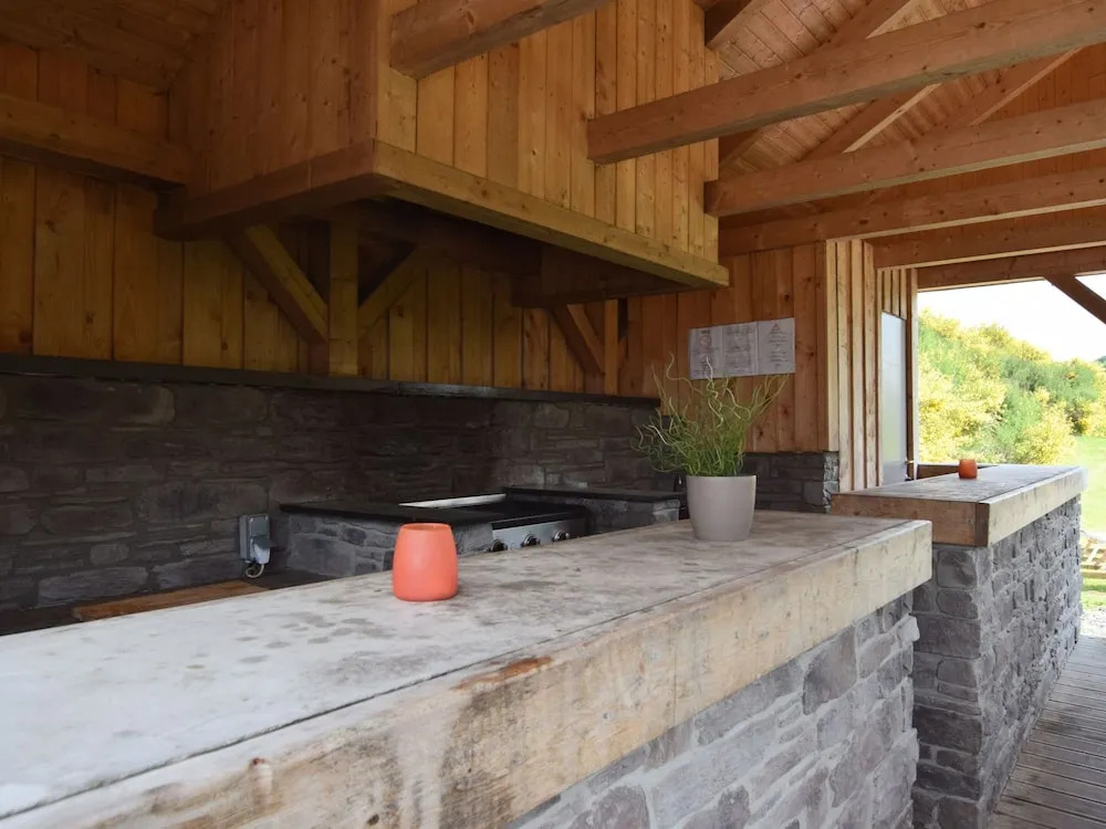 Luxurious Villa in Nadrin Belgium with Sauna & Hot Tub