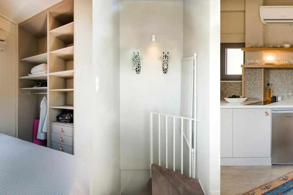Sunny Loft with Acropolis View
