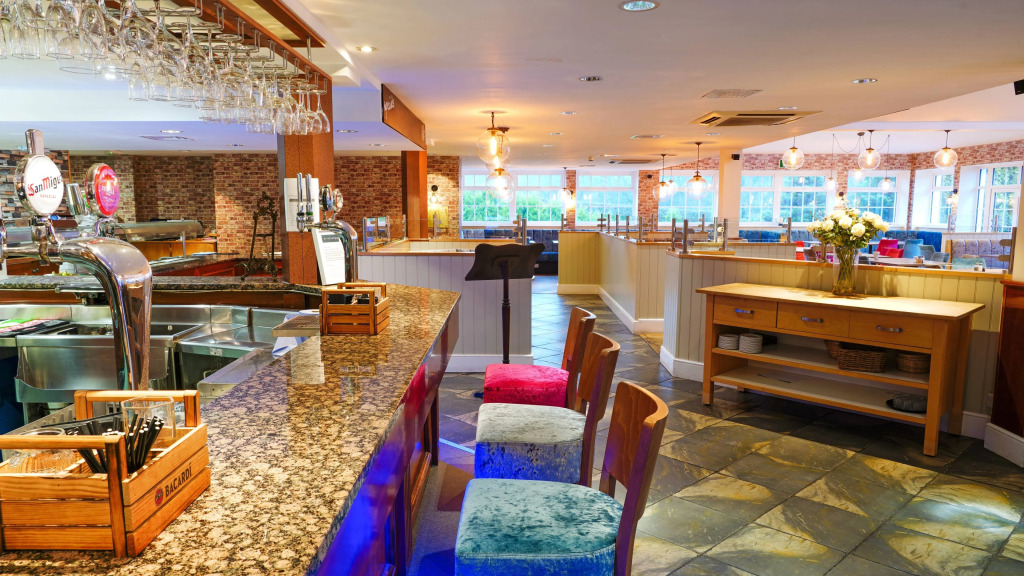Gomersal Park Hotel & Bazaar Spa