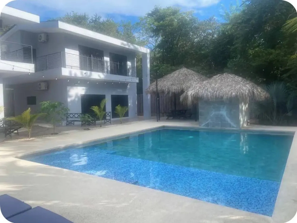 Modern 3-bedroom House With Pool Access in Playa Grande