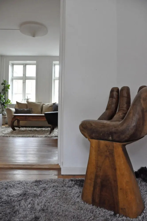 1 Bedroom Apartment near Tivoli 484 - 1
