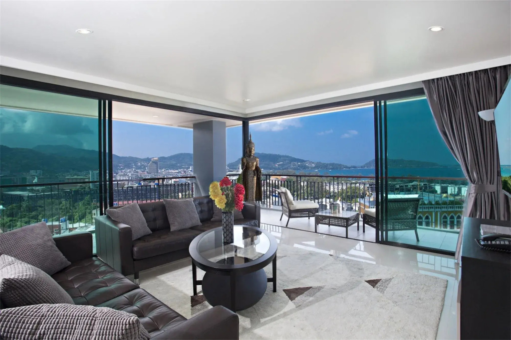 Bliss Patong 3 Bedrooms Sea View