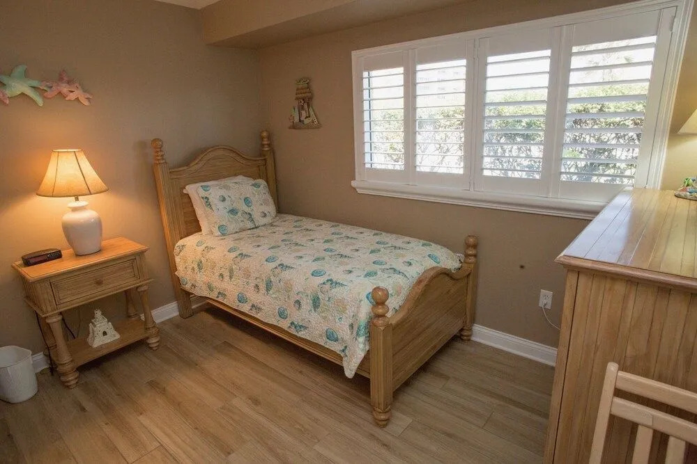Win-San C-102 - 2 Br Condo