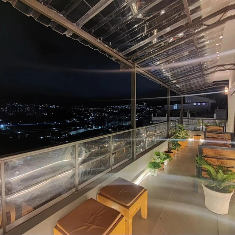 Cafe Sola bnb