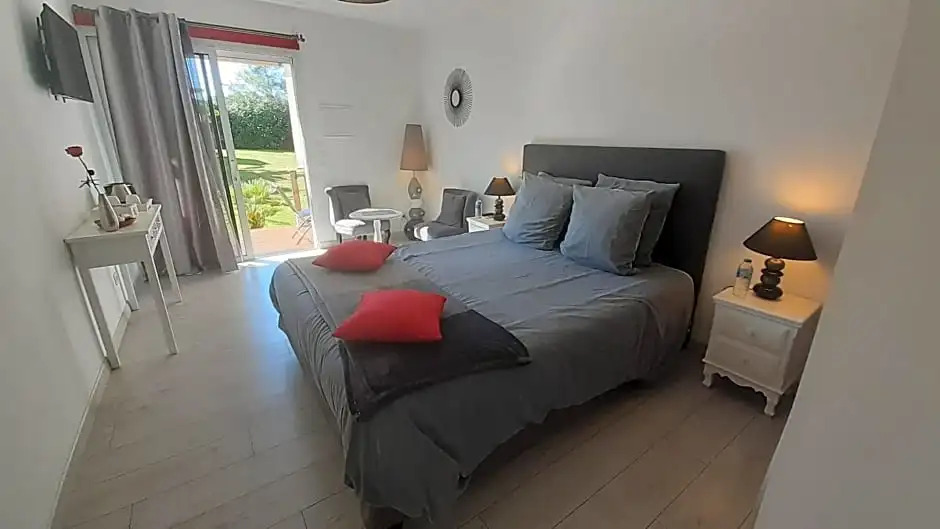 Gîte & Chambres dHôtes - Le Petit Bali