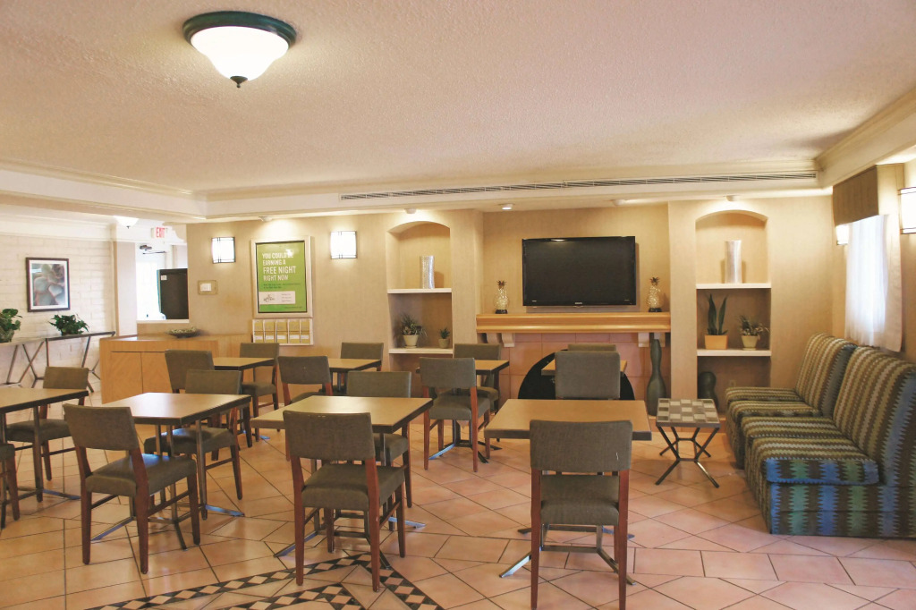 Baymont by Wyndham Houston La Porte
