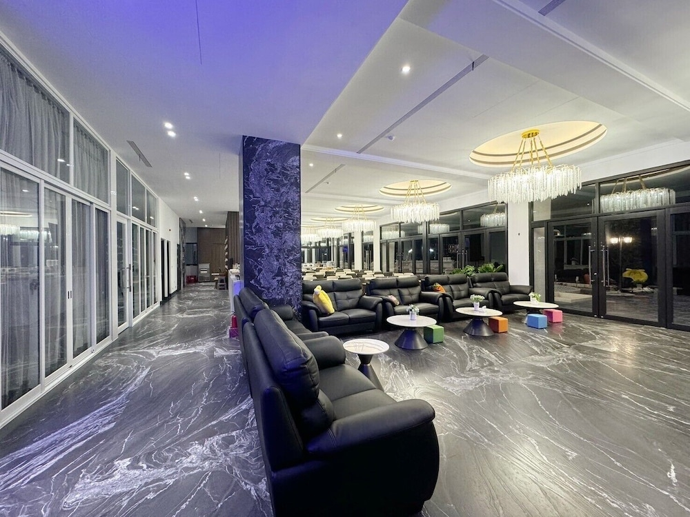L.L Hotel