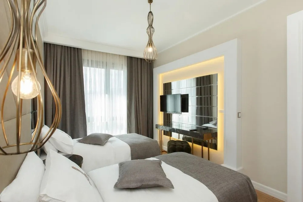 Canbakkal Luxury Suites