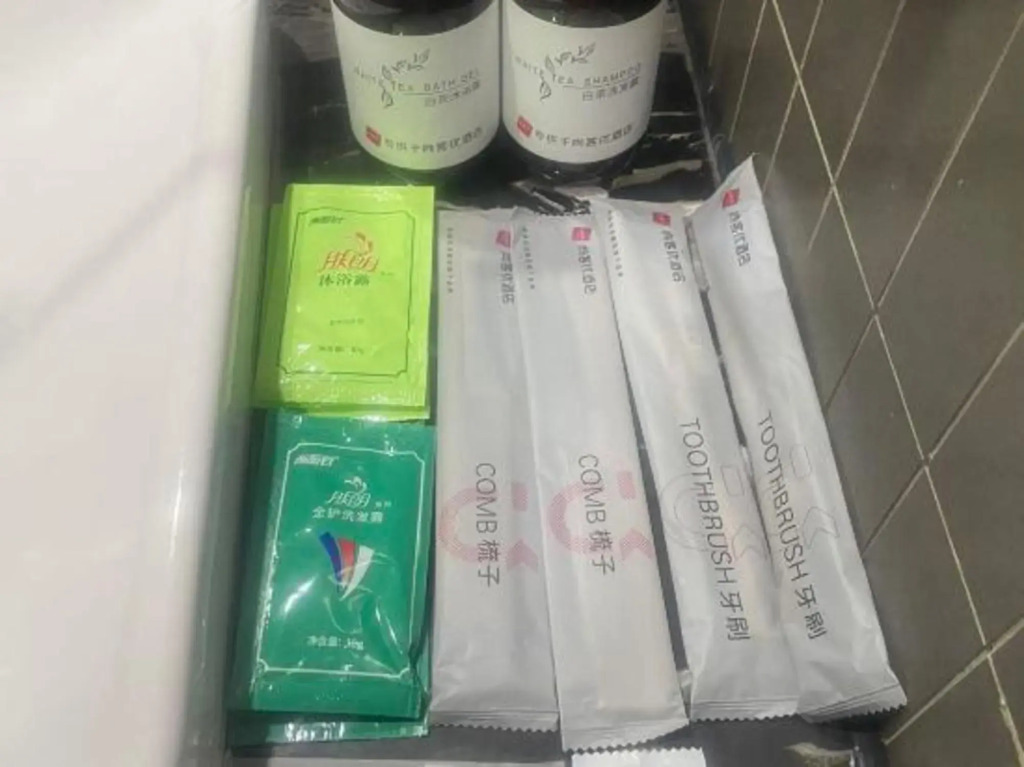 James Joyce Coffetel (Kunming South High-speed Railway Station Chenggong University Town)
