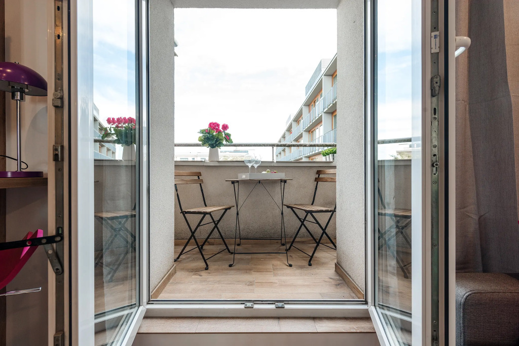 P&O Apartments Emilii Plater 3