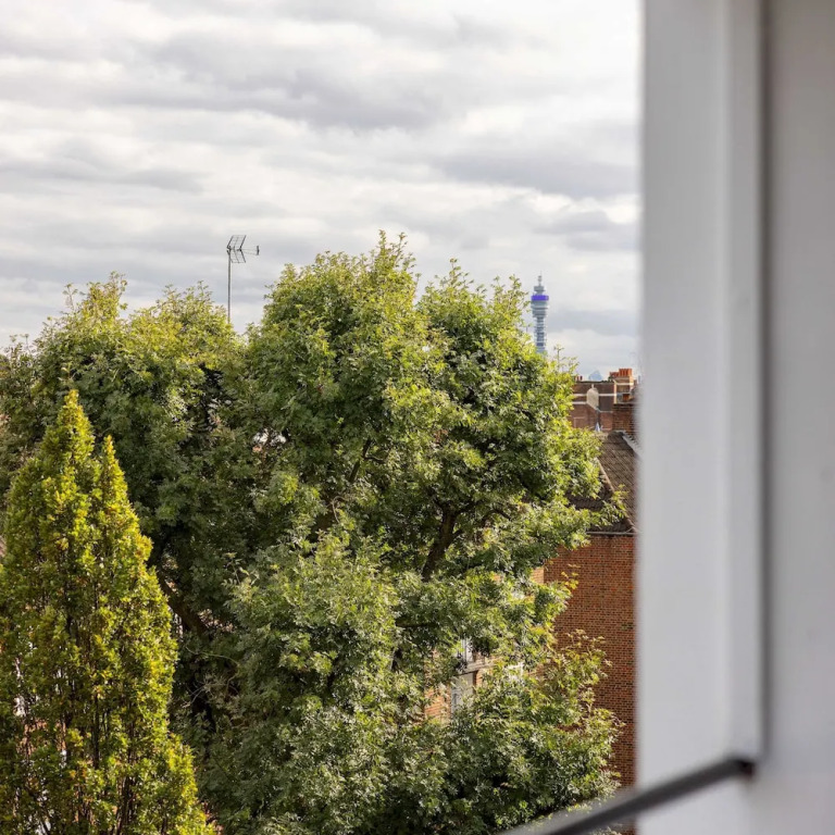 Lux Regents Park 2 bed 2 Bath Penthouse With AC