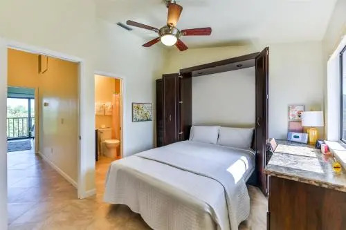 Lake Palms 7