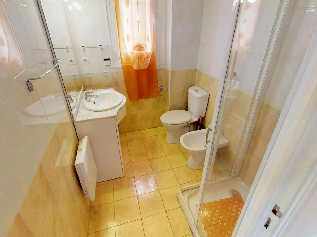 Studio Menton, 1 pièce, 2 personnes - FR-1-196-234
