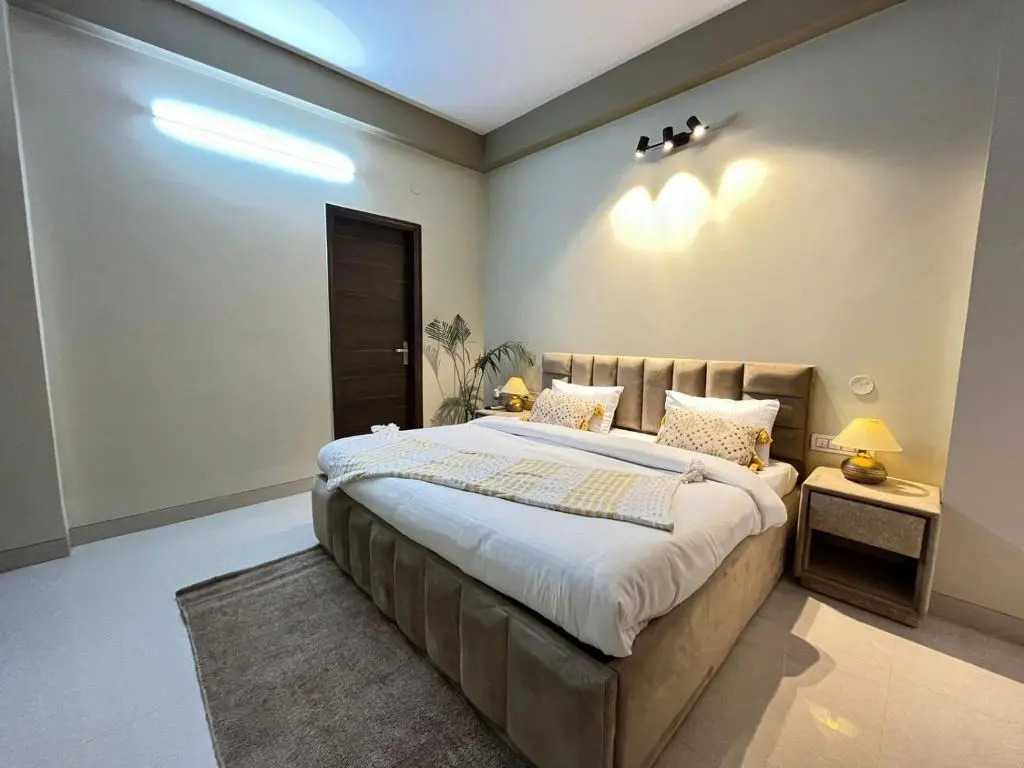 BedChambers Serviced Apartment, Medicity
