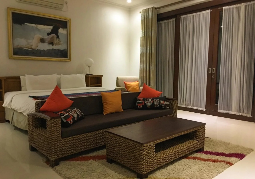 Indigo Dream Villa