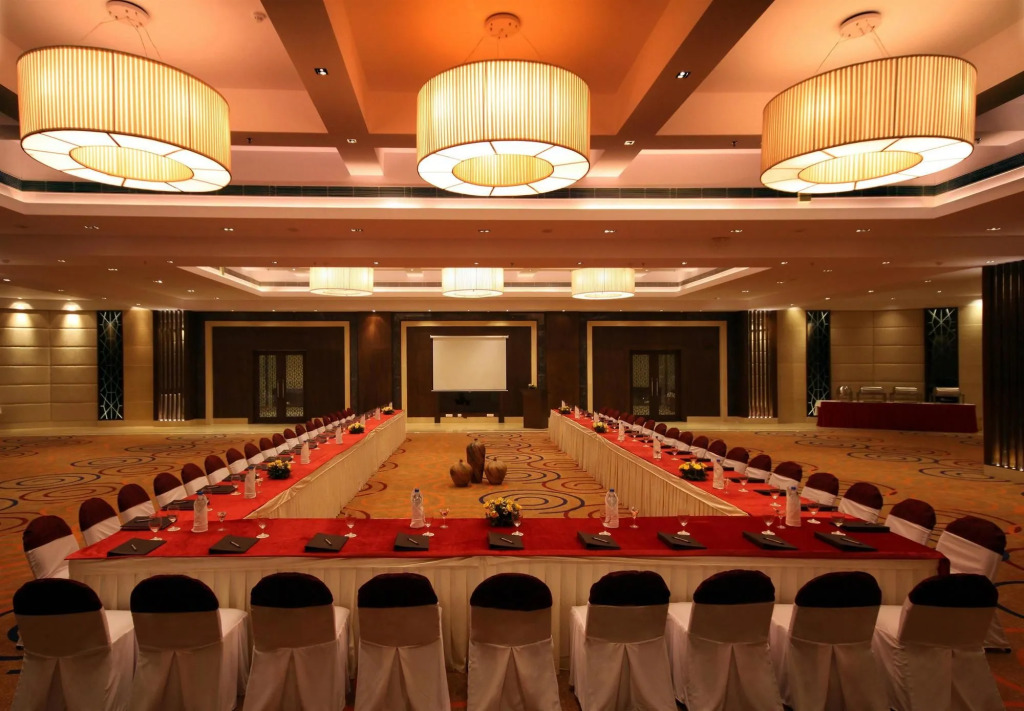 Golden Tulip Chandigarh, Panchkula