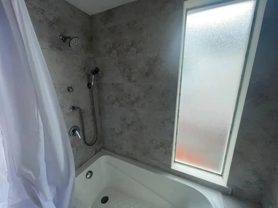 Casa 2 Pisos 100  Funcional En Cuenca Garantizado