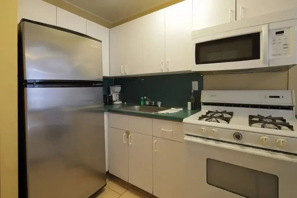 Gorgeous Studio/1bath, Miami Beach, 1 Block to the Ocean!