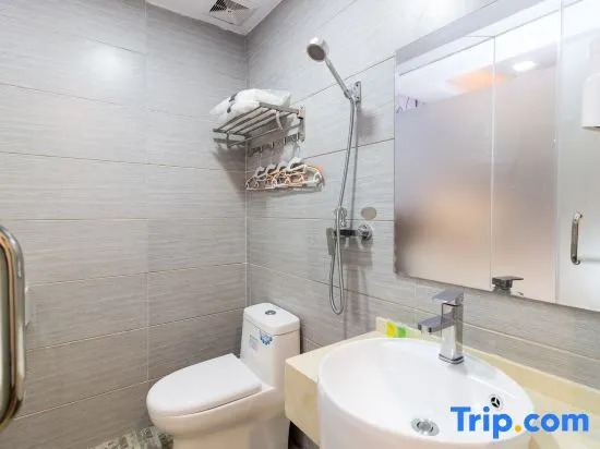 Yizi Hotel (Guangzhou International Exhibition Center and Canton Tower)