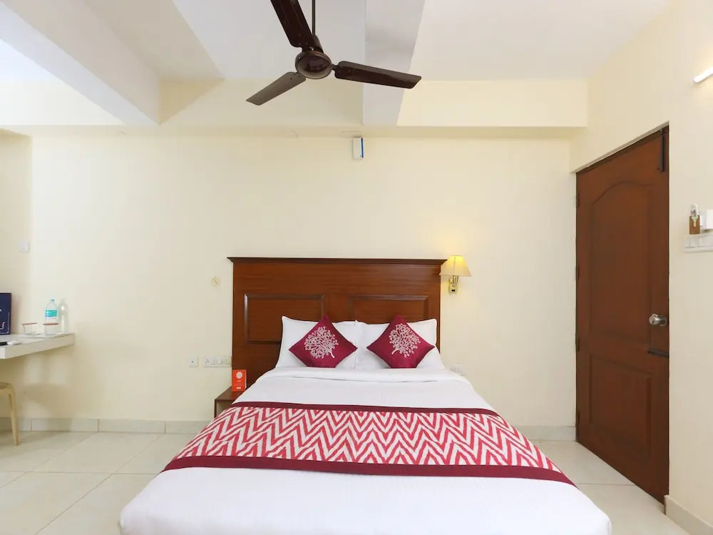 Oyo 13424 Hotel Anushka