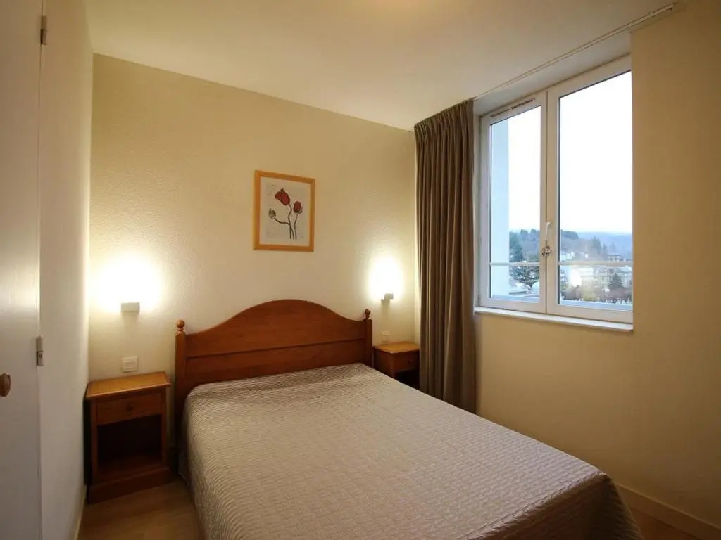 Appartement La Bourboule, 2 pièces, 5 personnes - FR-1-608-29