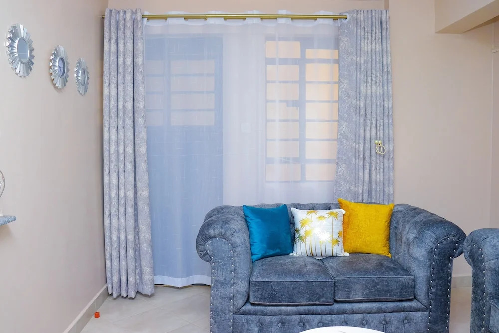 Lux Suites Oak South Gardens South B