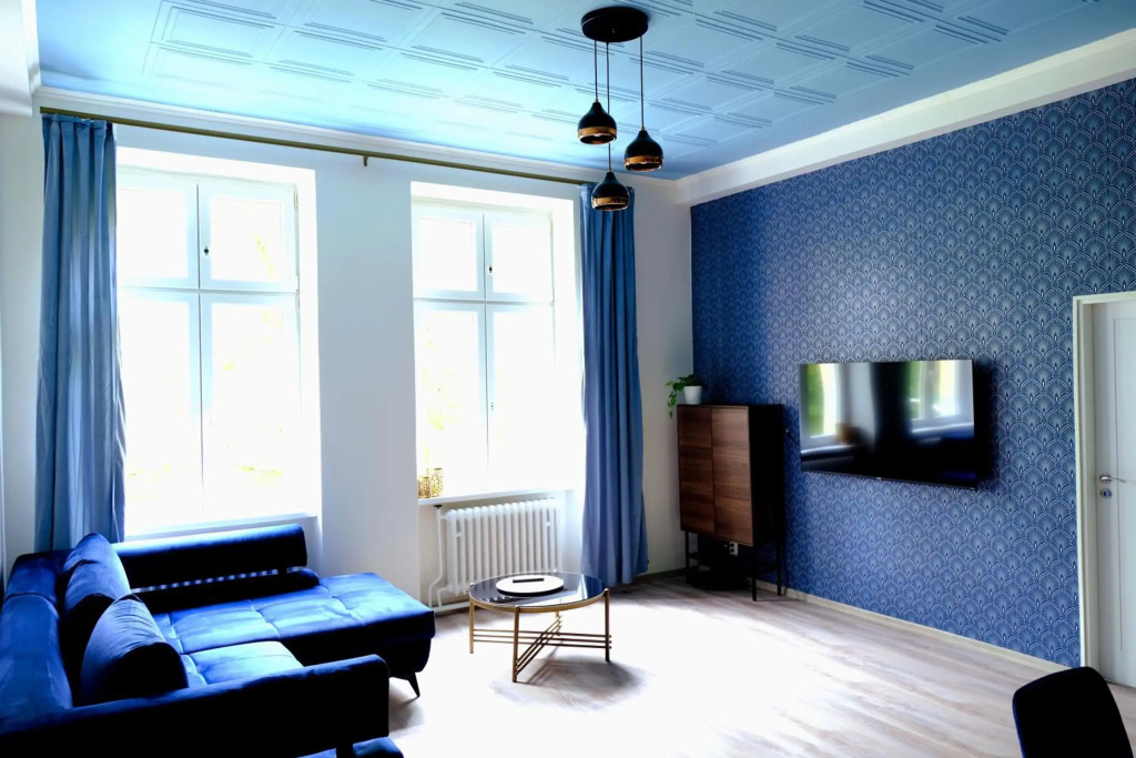 Luxury renovated apartment perfect for families