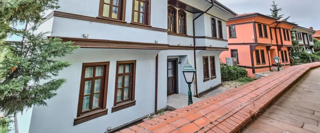 Mi̇das Konak Otel