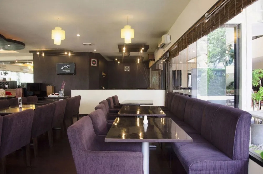 Whiz Residence Darmo Harapan Surabaya