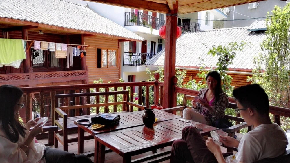 Luguhu Lakeside Apu Guest House