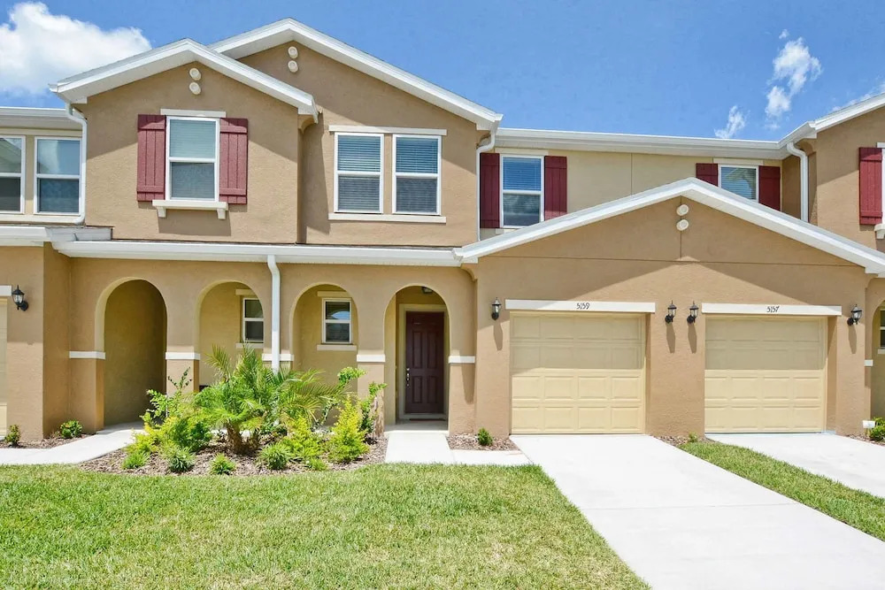 Compass Bay- 4 Bedroom Townhome- 1960CY