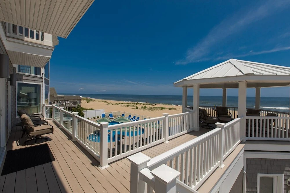 Royal Shell (formerly Lynnhaven Resort) - 10 Br Home