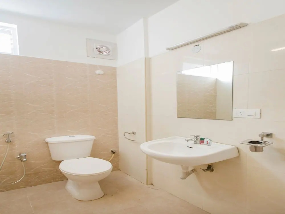 OYO 10594 Hotel Marie Gold