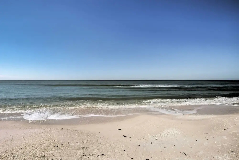 Bonita Springs Condo 4 Mi to Beach: Private Patio!