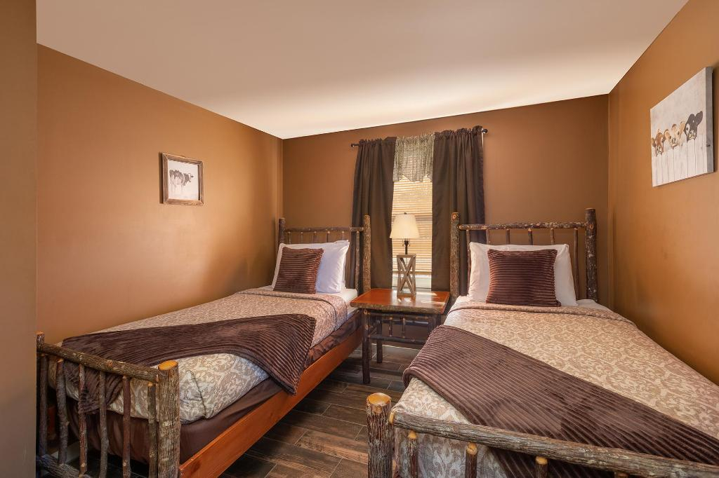 Inn at Whitneys Farm