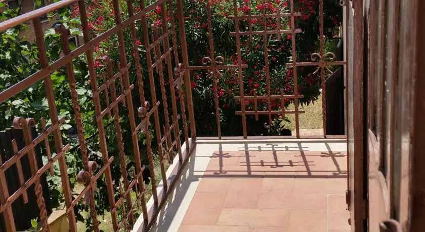 La Maison Des Fleurs