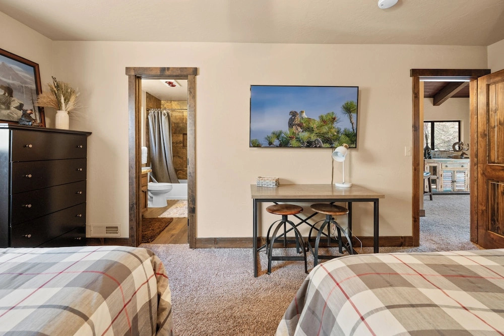 Black Bear Lodge at Moonridge