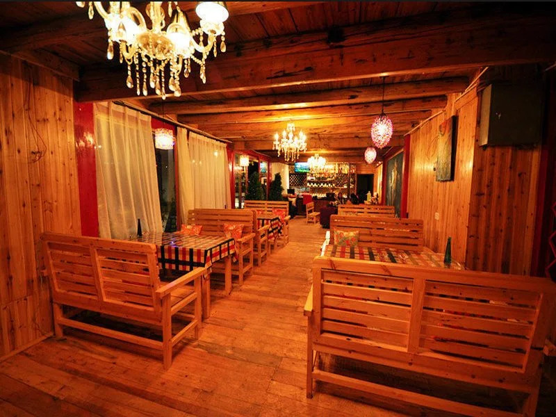 The Cozy Inn